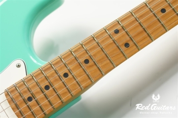 LIMITED EDITION PLAYER STRATOCASTER ROASTED MAPLE NECK
